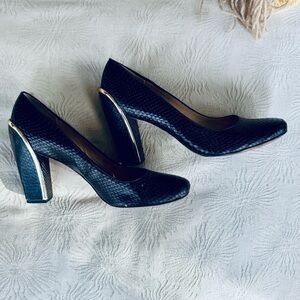 Diane von Furstenberg Gaby Black Snake Print Pumps